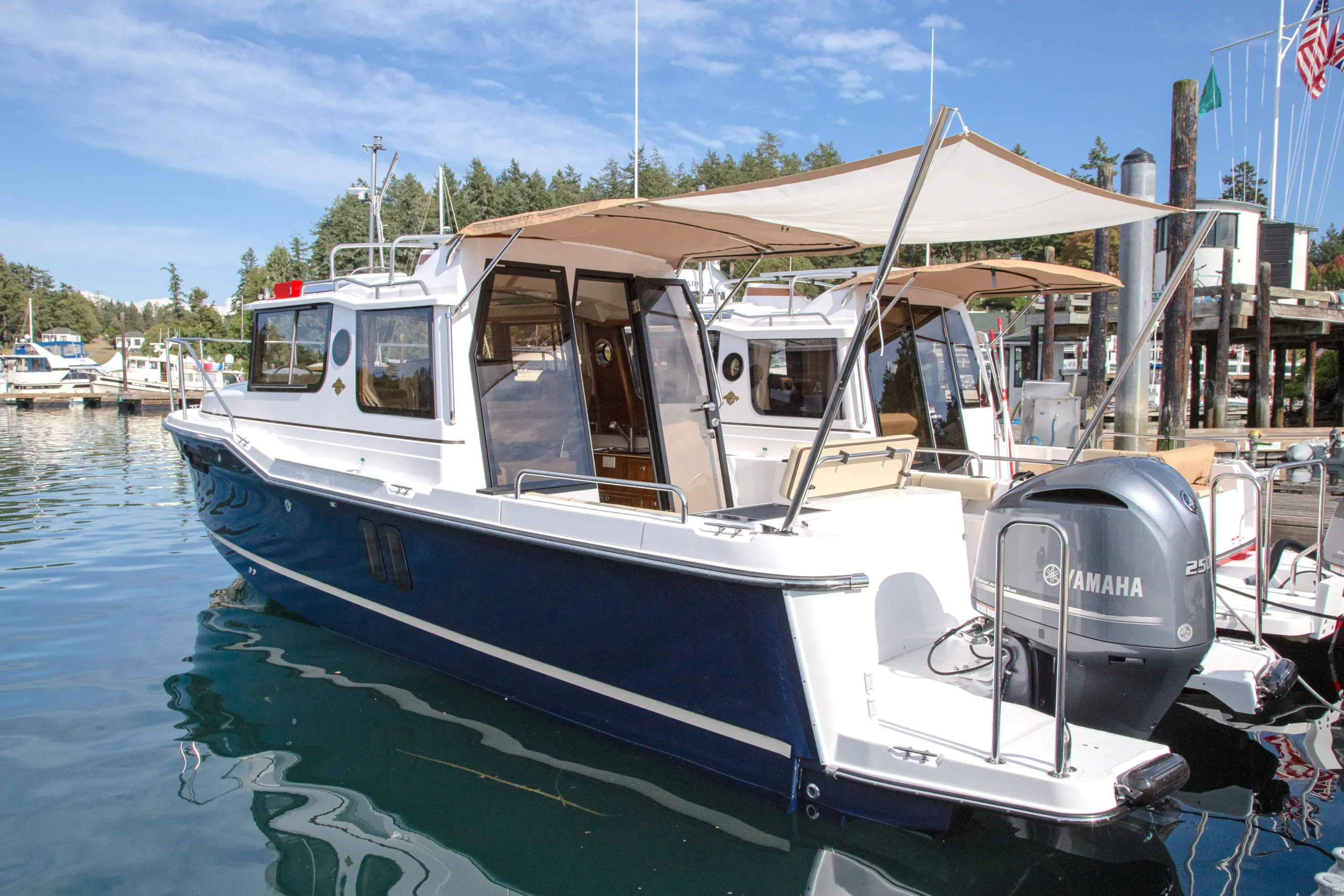 Ranger Tugs R 25 Deck 8