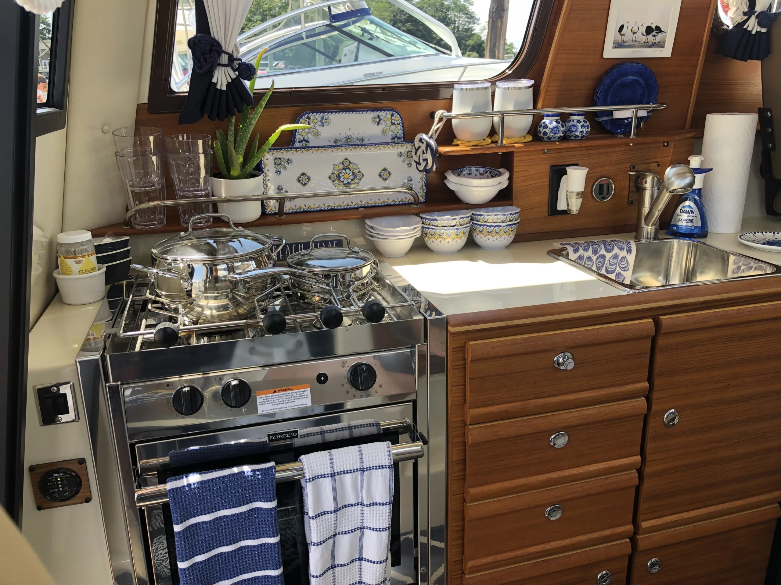 Galley From Dinnette, 27 2023 Galley From Dinnette, 27 2023